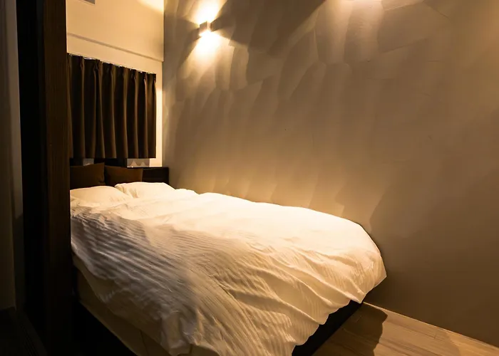 Official Trhouses 15 Minutes To Shinsaibashi, Kuromon Market And Namba